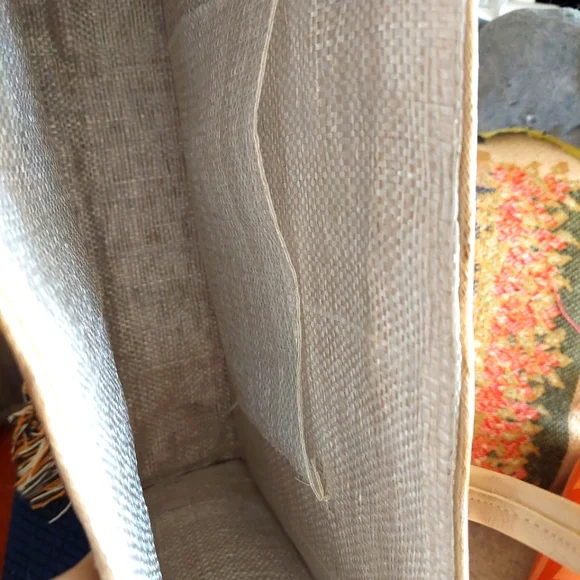 Vintage 70s/80s Large Straw Raffetta Floral Handbag/Tote - Picture 2 of 6